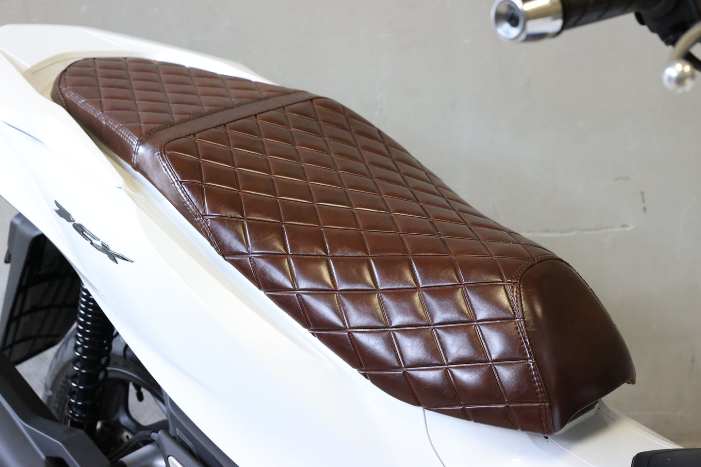 PCX-004 ZEN Ultra Low Down Brown Seat 超ローダウンシート Honda PCX