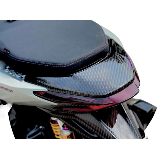 G+Note Forza350 Carbon seat cover 2025